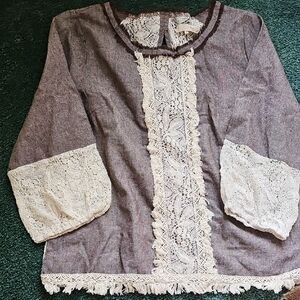 Ryu Lace Detail Top with Brown Accents